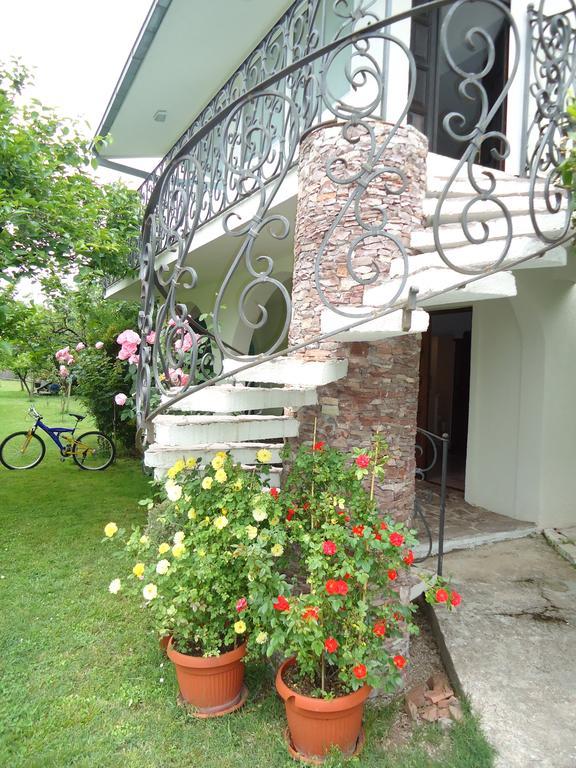 Apartment Odmor Bar Bagian luar foto